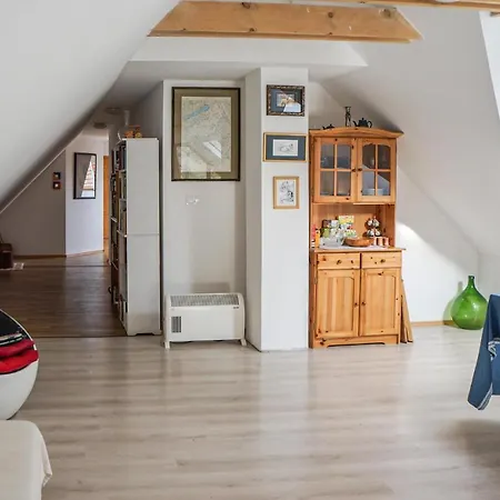 Stunning In W/ 2 Bedrooms